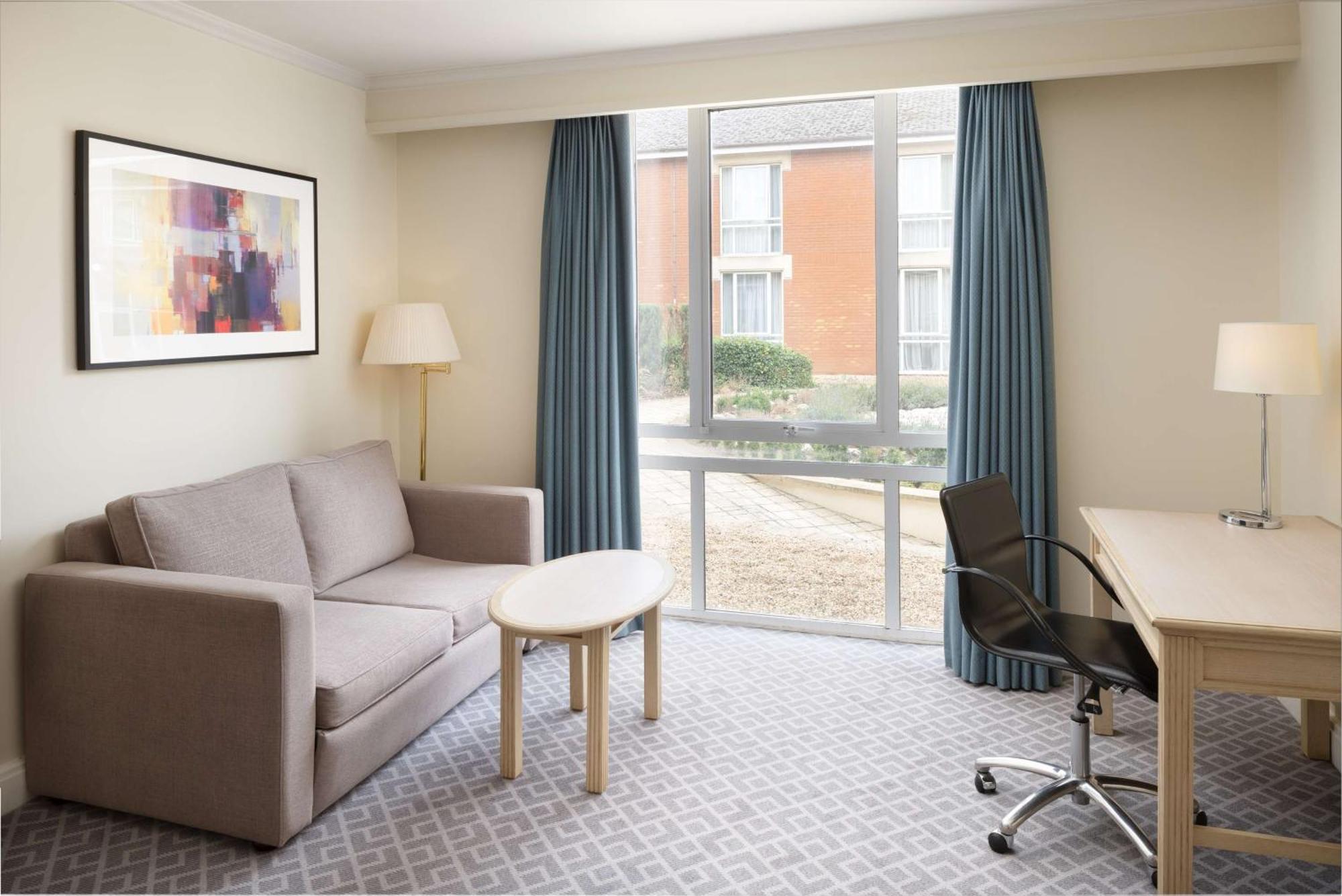 Hilton Northampton Hotel Luaran gambar