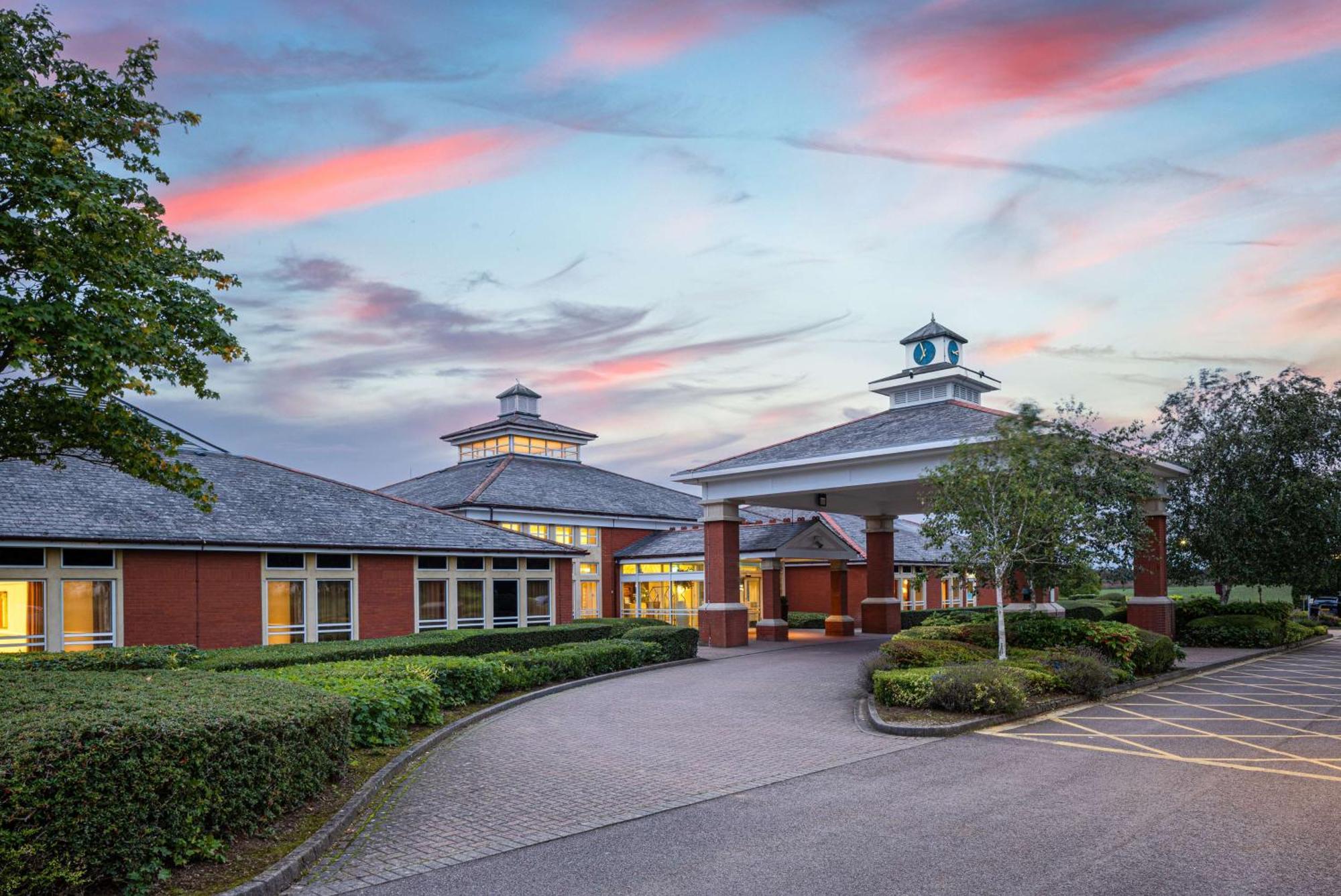 Hilton Northampton Hotel Luaran gambar